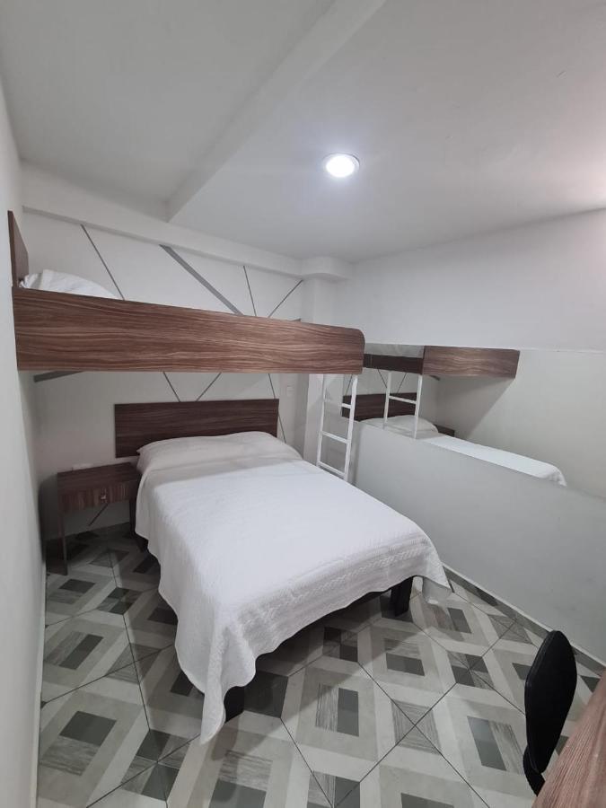 Hotel Town Express Дуранґ Екстер'єр фото