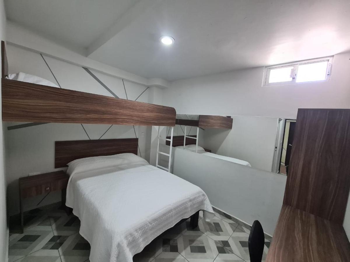 Hotel Town Express Дуранґ Екстер'єр фото